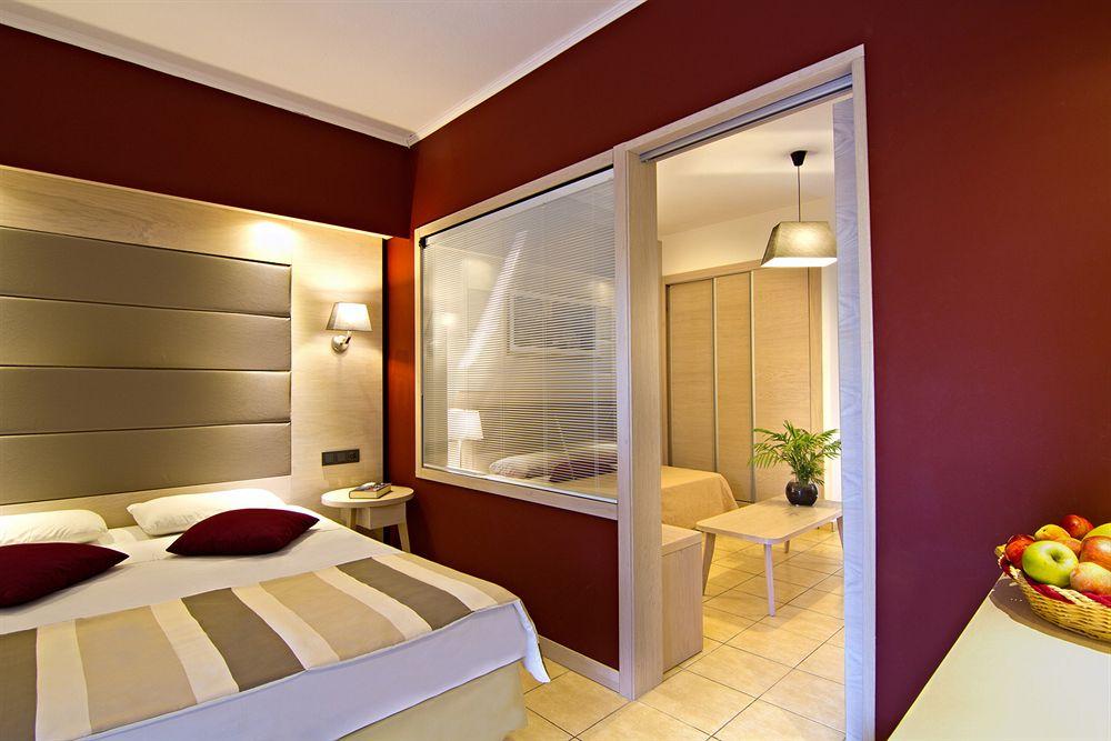 Dodeca Sea Hotel