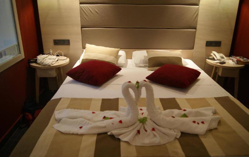 Dodeca Sea Hotel