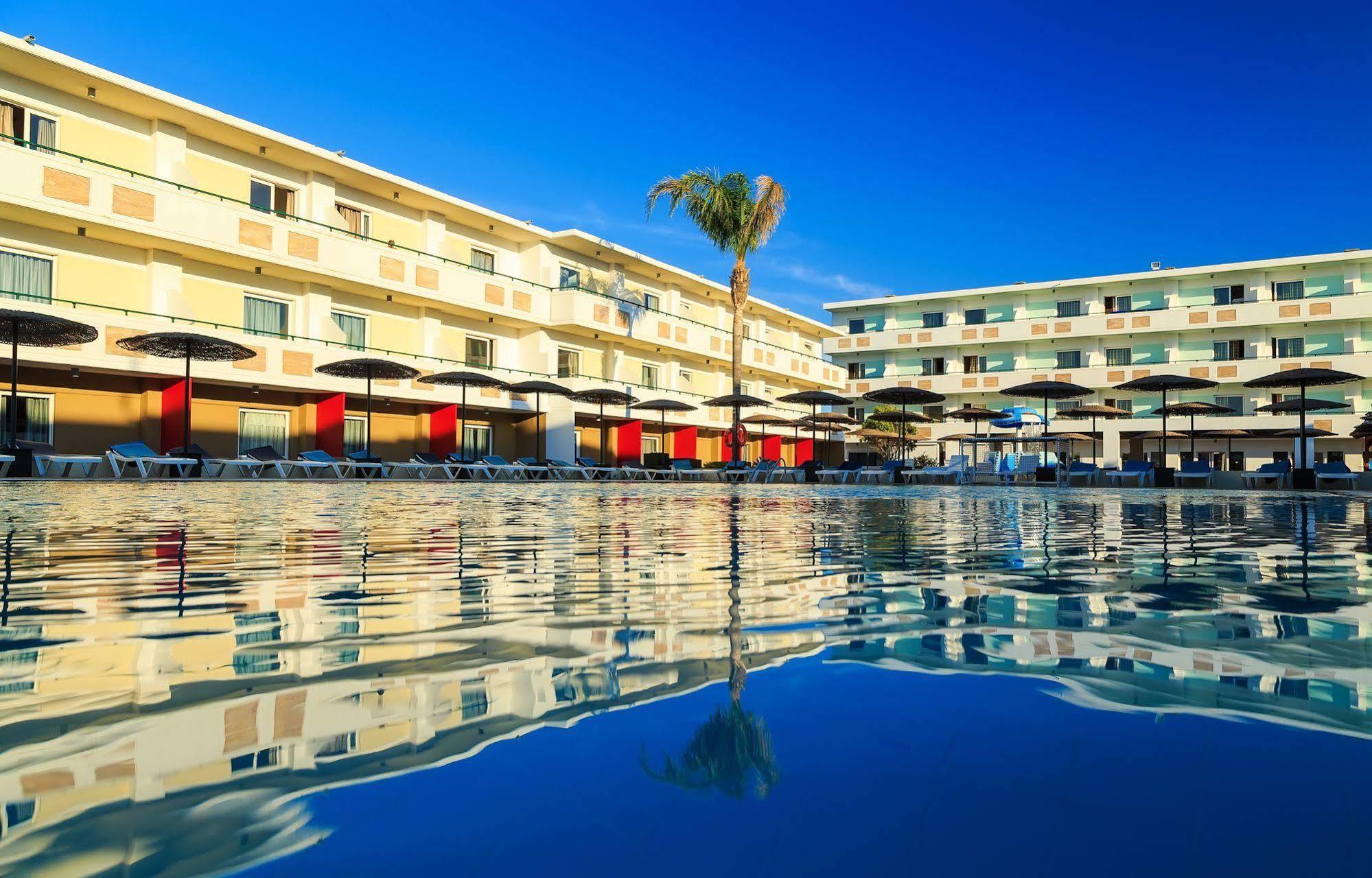 Hotel Dodeca Sea